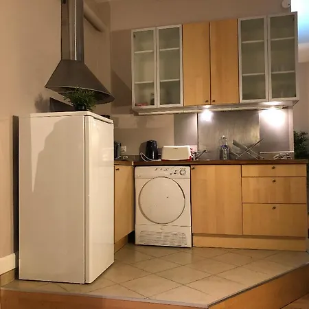 De 3 Pieces 75m2 En Plein Coeur Du Montorgueil Et Du Marais Apartment Paris
