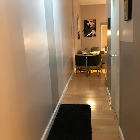 De 3 Pieces 75m2 En Plein Coeur Du Montorgueil Et Du Marais Apartment Paris